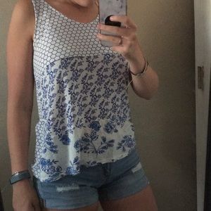 flowy old navy tank top :)